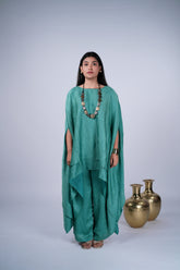 Crinkle Kaftan Co-ord Set with Statement Neckpiece