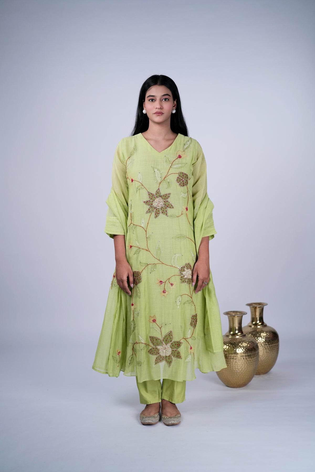 Chanderi Suit Set with Hand-Embroidered Floral Appliqué